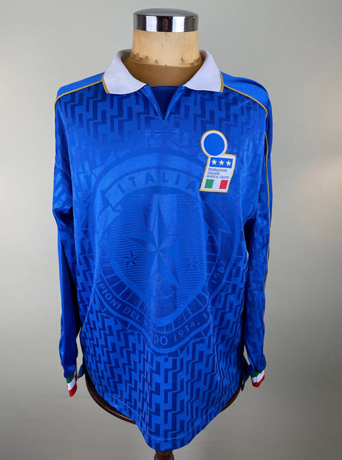Shirt | Italia | 1995 | Paolo Maldini | vs Estonia | Euro 96 Qualifiers