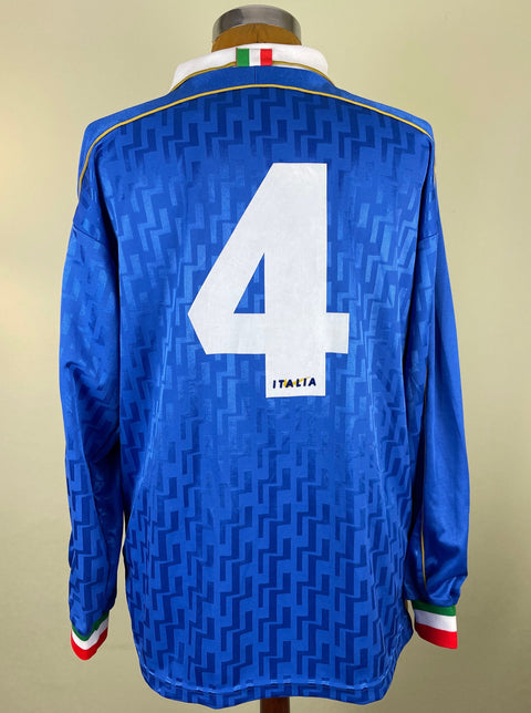 Shirt | Italia | 1995 | Demetrio Albertini | vs Estonia | Euro 96 Qualifiers